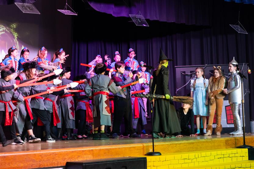 Scales Elementary students onstage